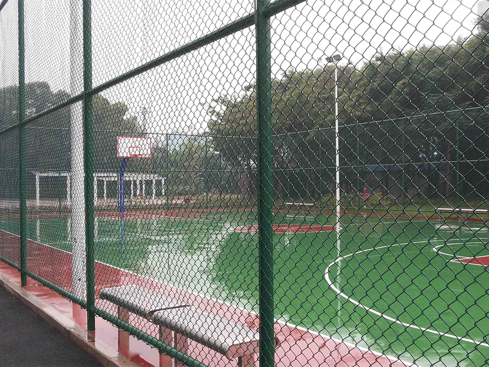 籃球場護欄